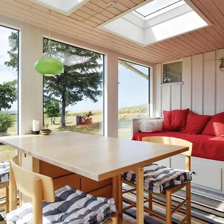 Three-bedroom Holiday In Humble