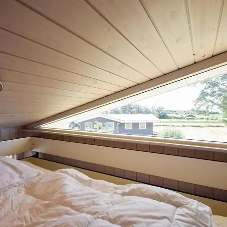 Holiday home Three-bedroom Holiday In Humble