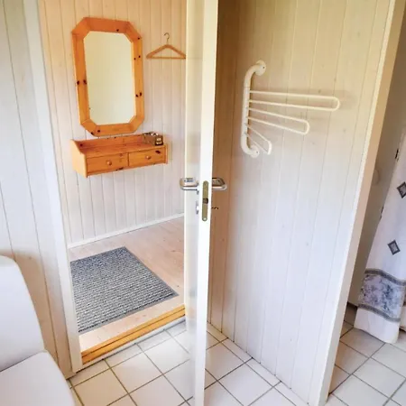 Holiday home Three-bedroom Holiday In Humble