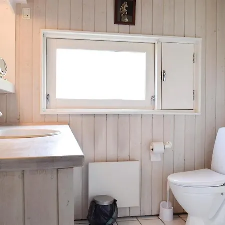 Three-bedroom Holiday In Holiday home Humble